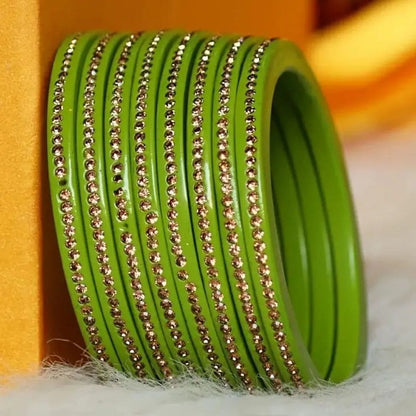 Best Lakh Bangle Set with Golden Stone